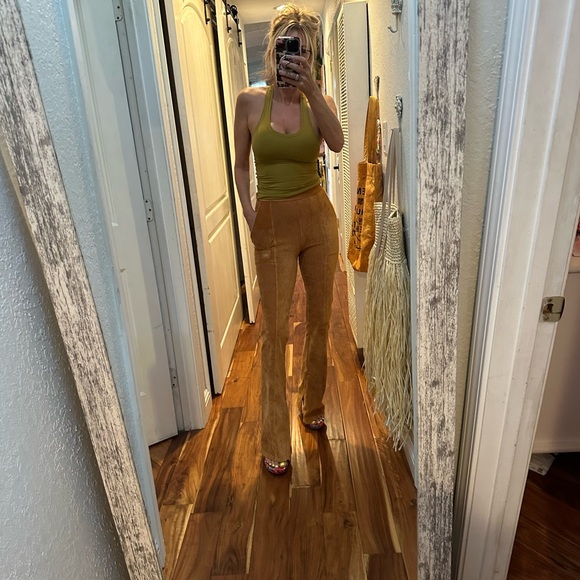 ALO Yoga Pants - ALO Yoga Camel Flare Pants s cords